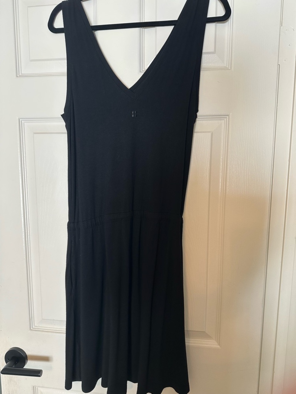Sweaty Betty Black Sleeveless V-Neck Midi Dress